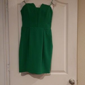 Green strapless dress